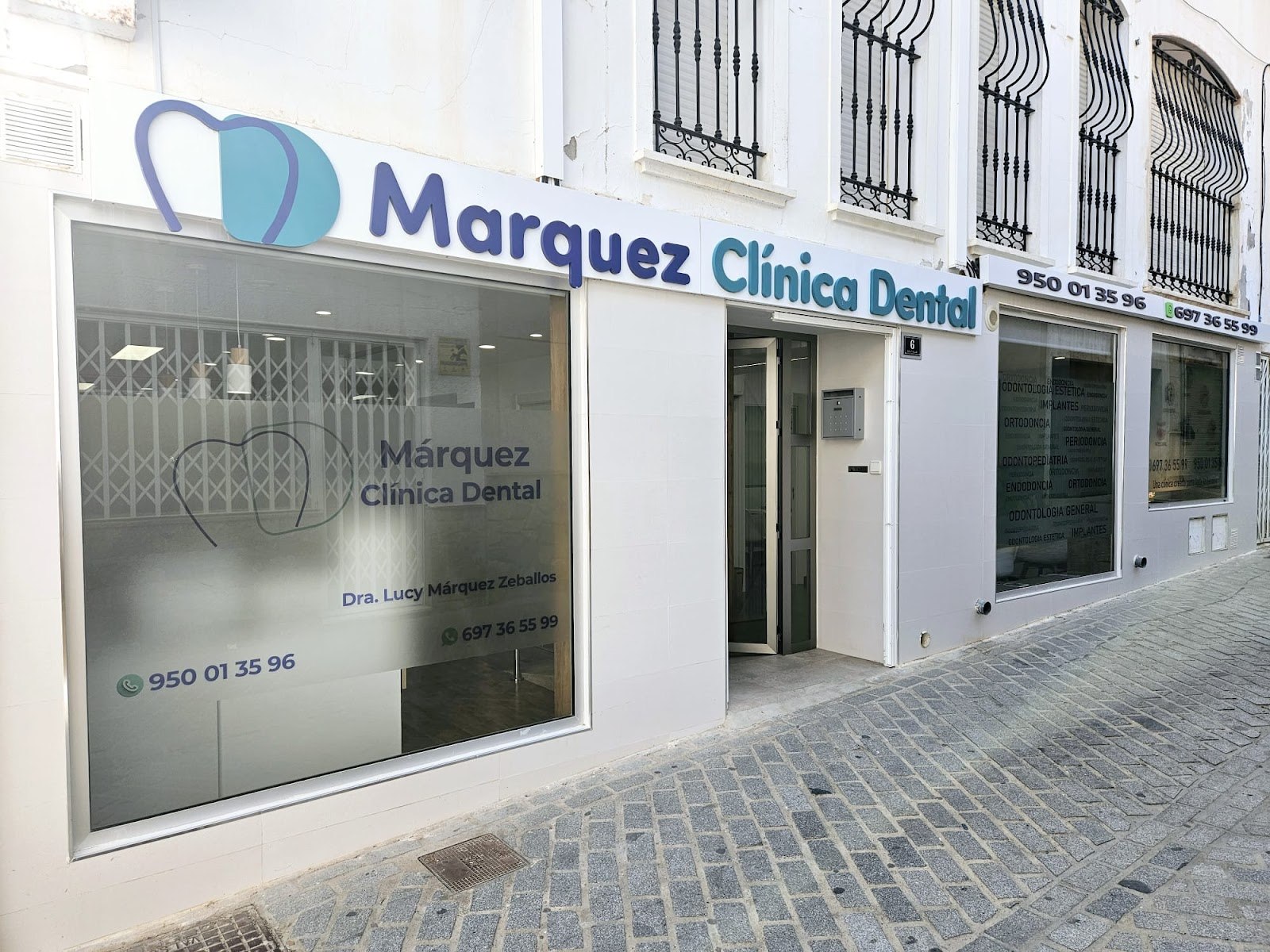 Márquez Clínica Dental, en Vera (Almería)